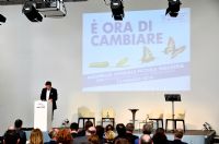 Fai click per vedere l'immagine &raquo;